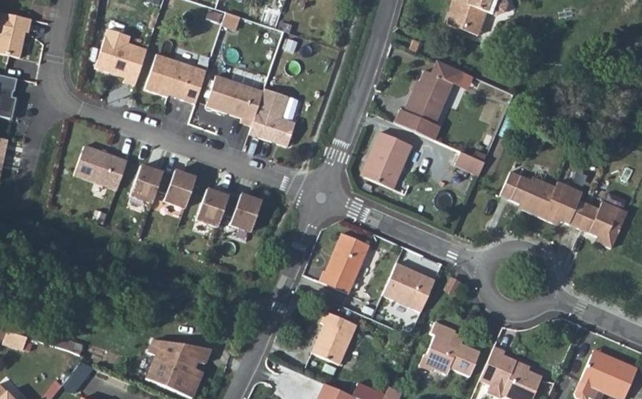 Vue aérienne du Mini-giratoire n°1157479482