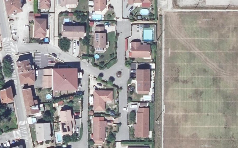 Vue aérienne du Mini-giratoire n°1165595341
