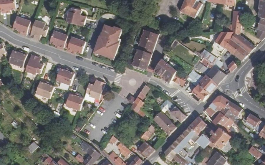 Vue aérienne du Mini-giratoire n°1167199752