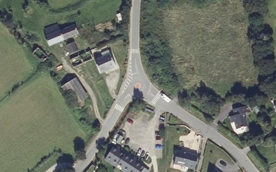 Vue aérienne du Mini-giratoire n°1186380456
