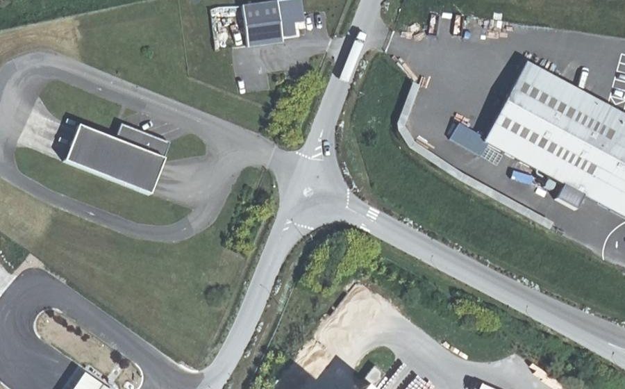 Vue aérienne du Mini-giratoire n°1195653848