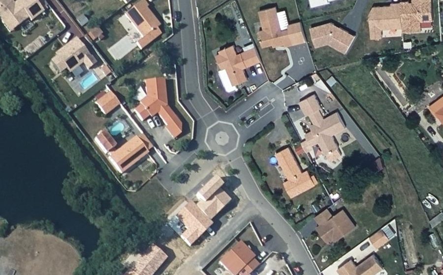 Vue aérienne du Mini-giratoire n°1207878878
