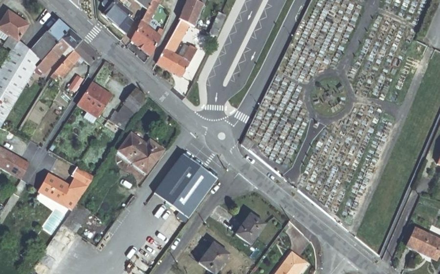 Vue aérienne du Mini-giratoire n°1210709333