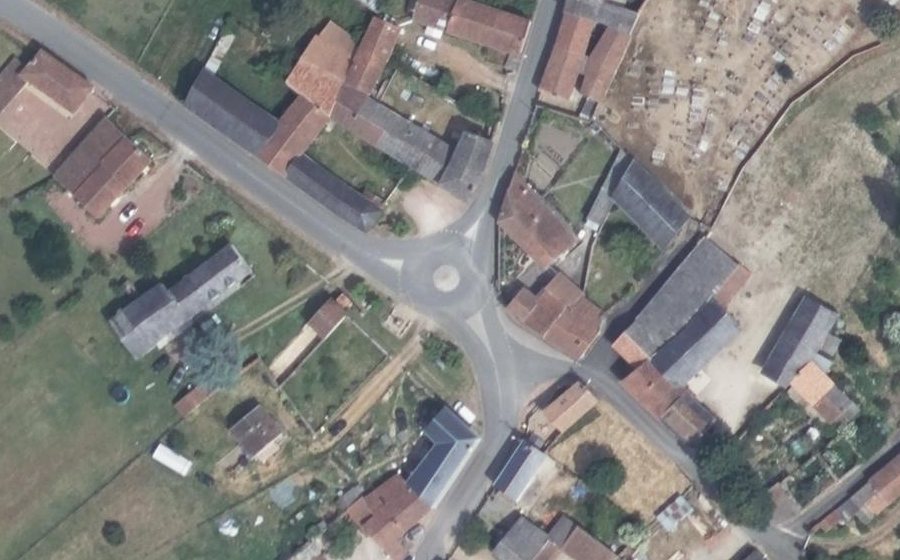 Vue aérienne du Mini-giratoire n°1216843137