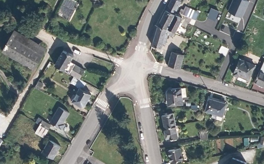 Vue aérienne du Mini-giratoire n°1221615783
