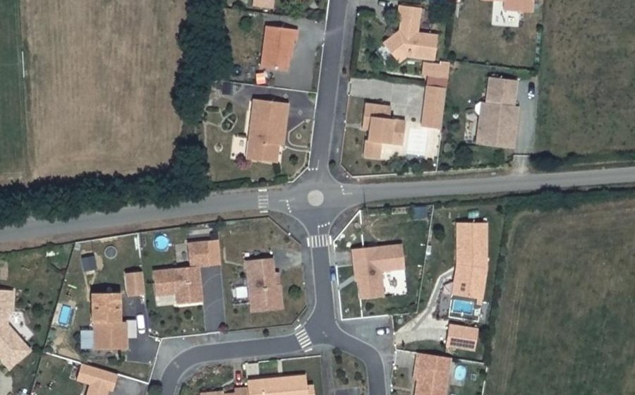 Vue aérienne du Mini-giratoire n°1222025550