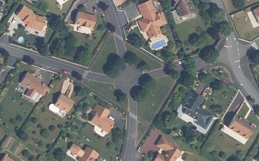 Vue aérienne du Mini-giratoire n°1224524226