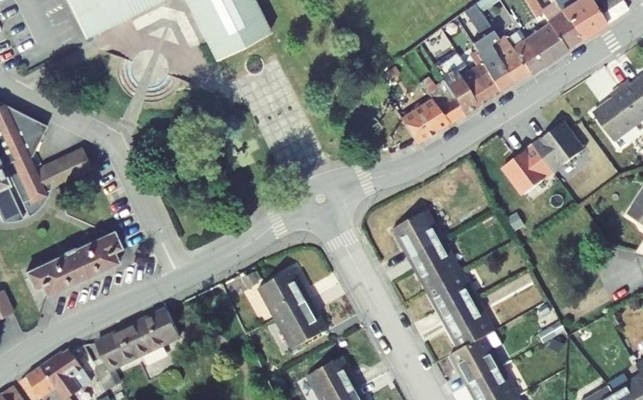 Vue aérienne du Mini-giratoire n°1226400982