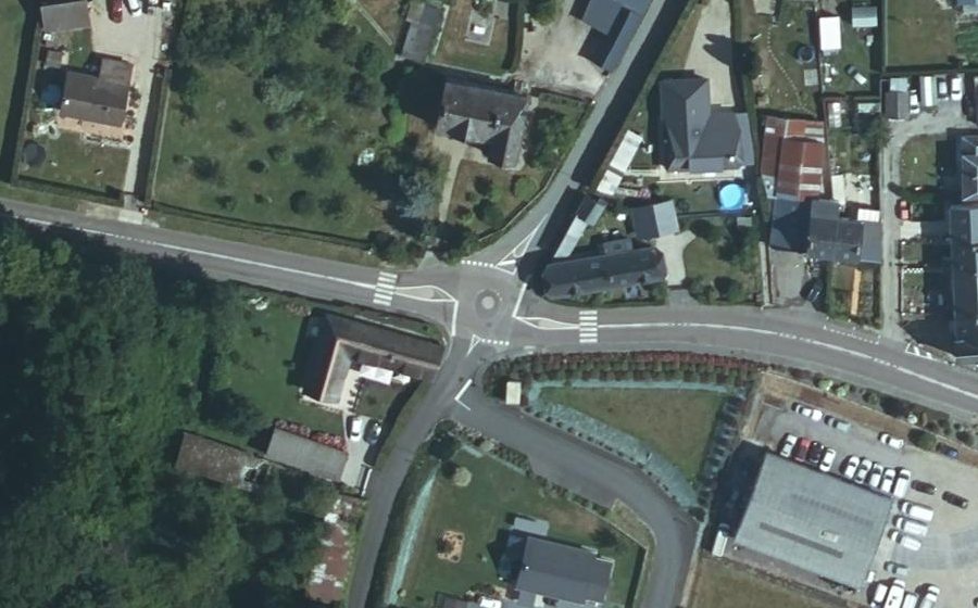 Vue aérienne du Mini-giratoire n°1226797891
