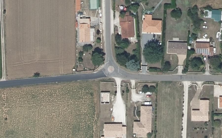 Vue aérienne du Mini-giratoire n°1234638883