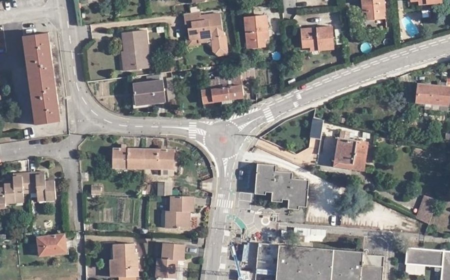 Vue aérienne du Mini-giratoire n°1234762636