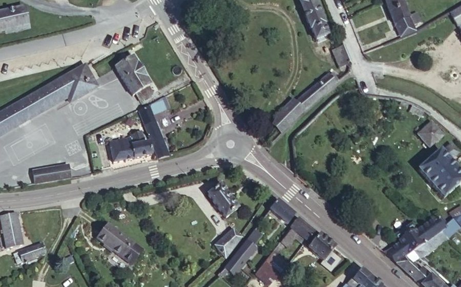Vue aérienne du Mini-giratoire n°1241815276