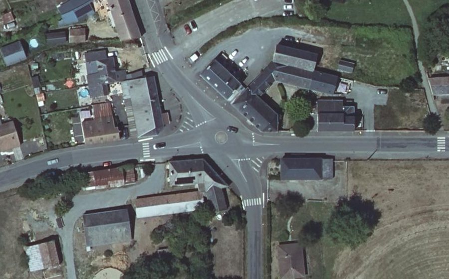 Vue aérienne du Mini-giratoire n°1244831663