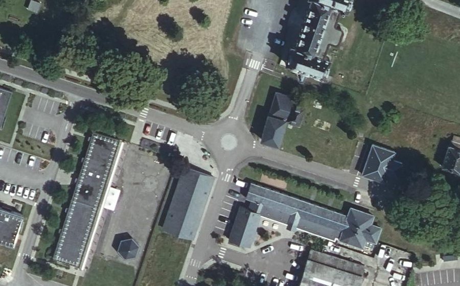 Vue aérienne du Mini-giratoire n°1246160434