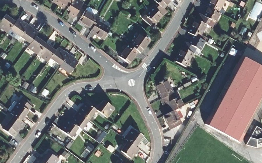 Vue aérienne du Mini-giratoire n°1251035256