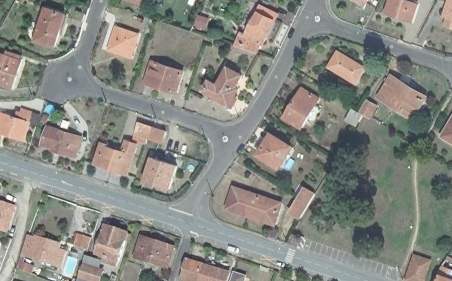 Vue aérienne du Mini-giratoire n°1256998906