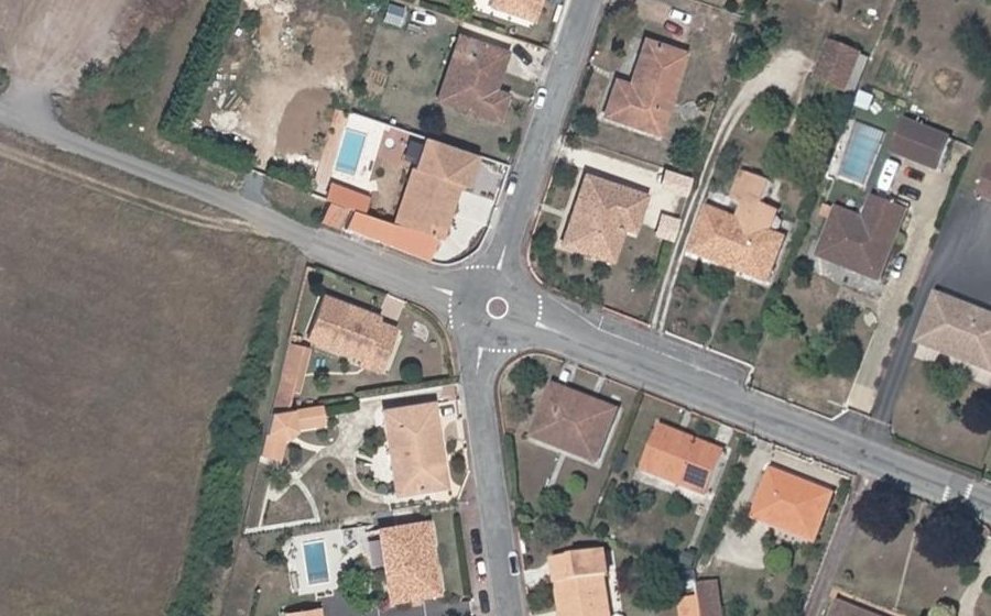 Vue aérienne du Mini-giratoire n°1268715121