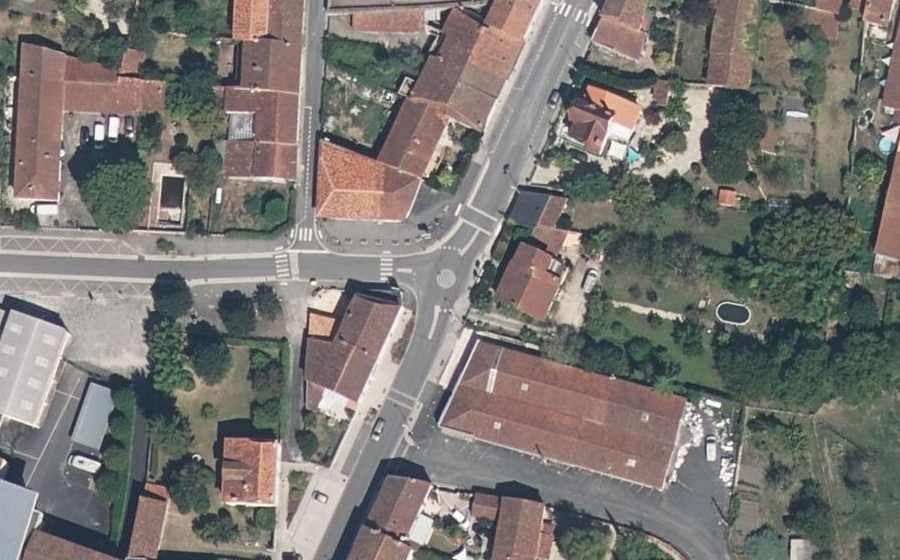 Vue aérienne du Mini-giratoire n°1275515672