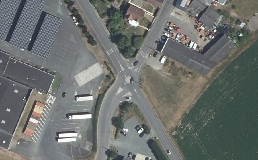 Vue aérienne du Mini-giratoire n°1280596095