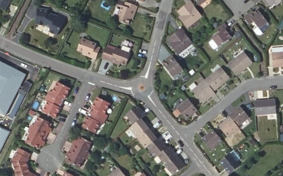 Vue aérienne du Mini-giratoire n°1281992398