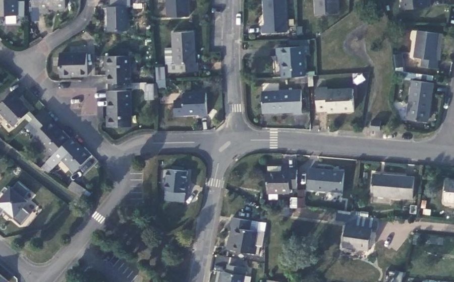 Vue aérienne du Mini-giratoire n°1295367036