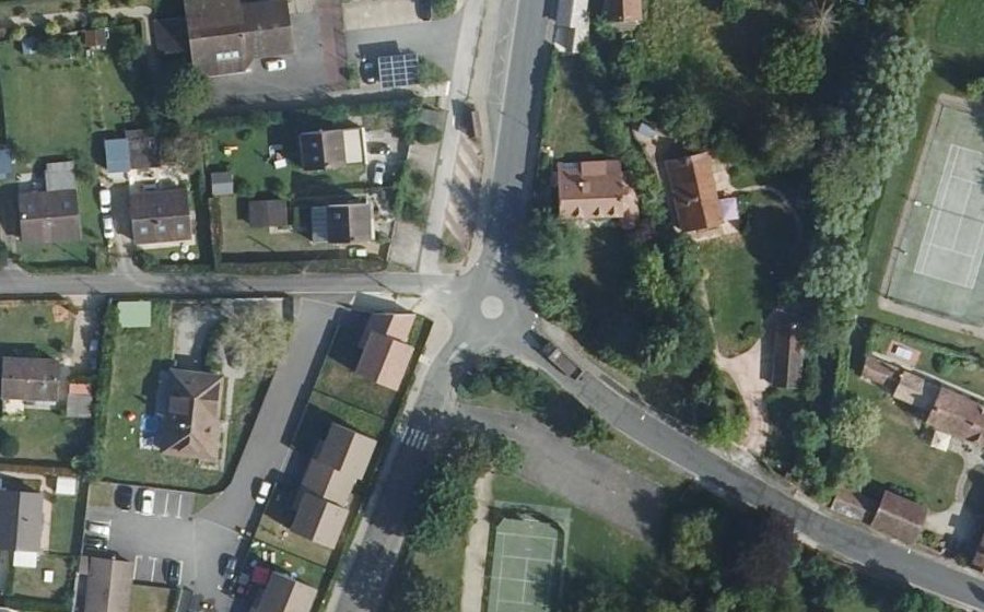 Vue aérienne du Mini-giratoire n°1295893526