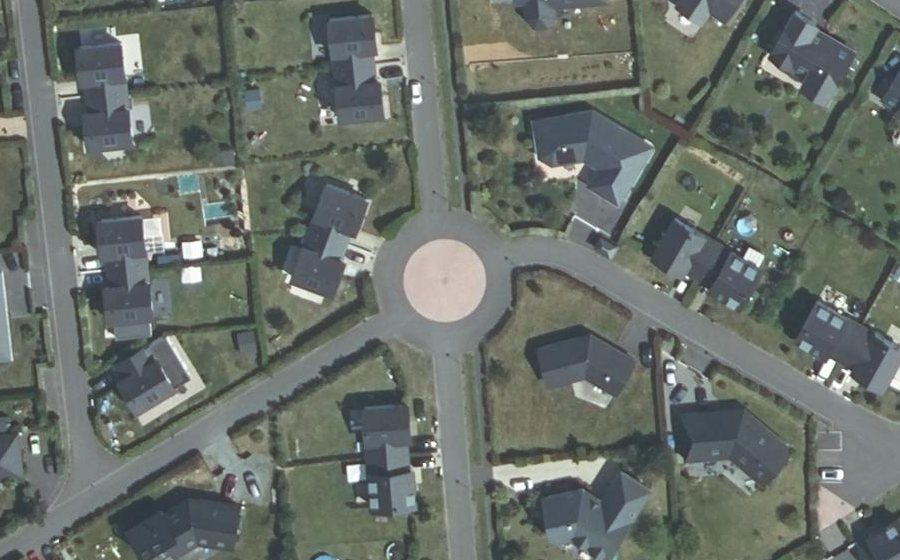 Vue aérienne du Mini-giratoire n°1304503123