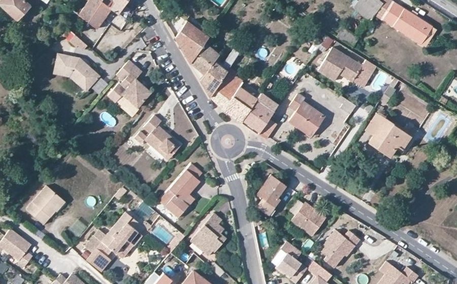 Vue aérienne du Mini-giratoire n°1310518444