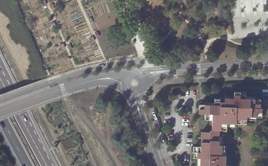 Vue aérienne du Mini-giratoire n°1312738089