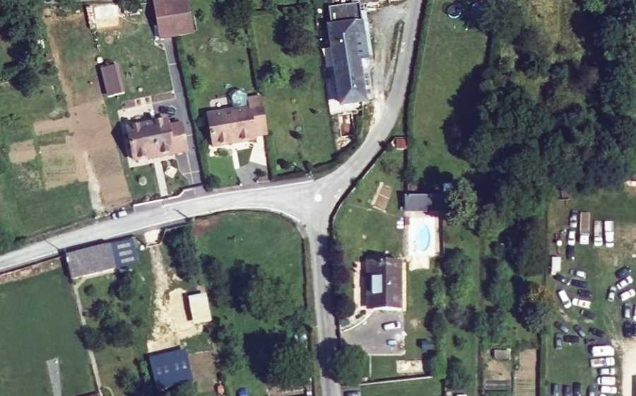 Vue aérienne du Mini-giratoire n°1320302983