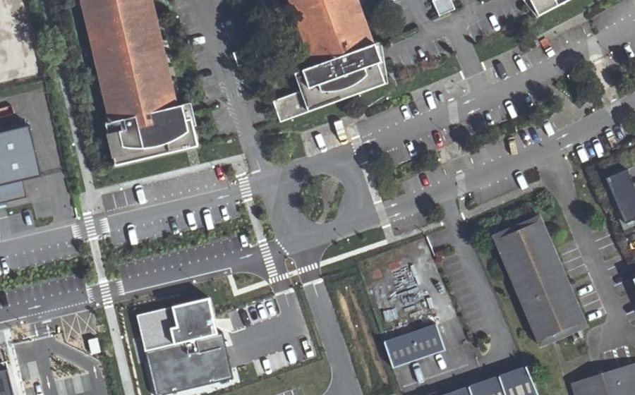 Vue aérienne du Rond-point anonyme n°1013256567
