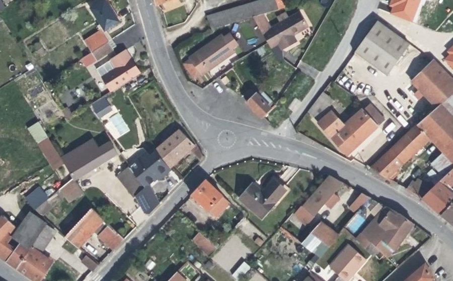 Vue aérienne du Mini-giratoire n°1345086575