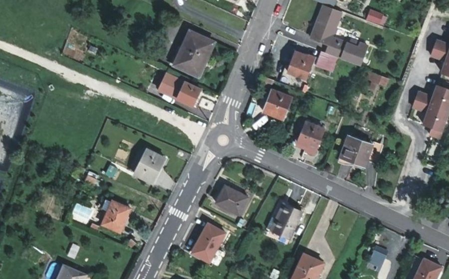 Vue aérienne du Mini-giratoire n°1348240251