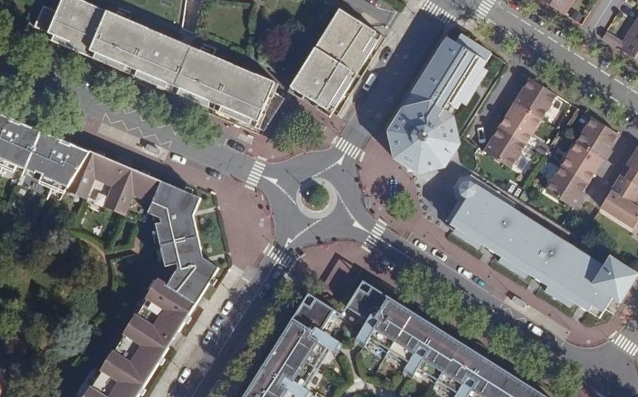 Vue aérienne du Rond-point anonyme n°1013554545