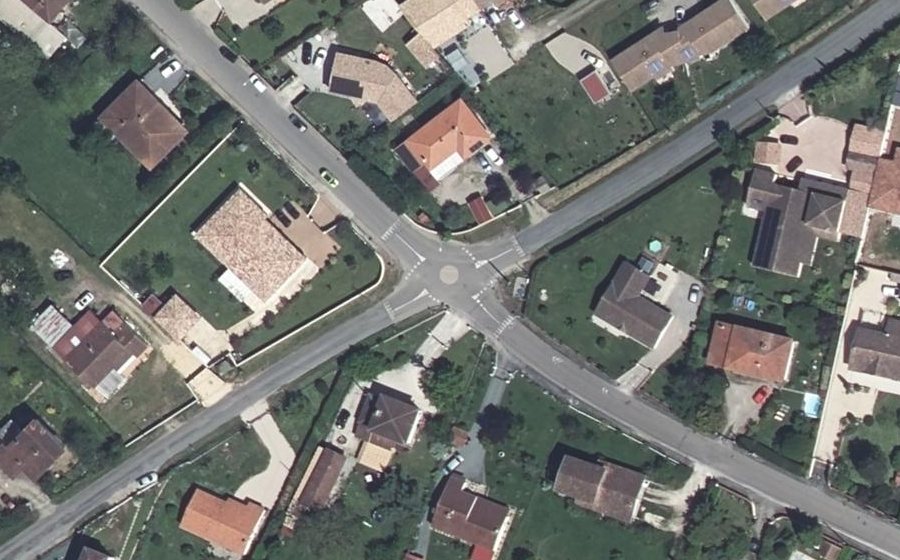Vue aérienne du Mini-giratoire n°1363025901