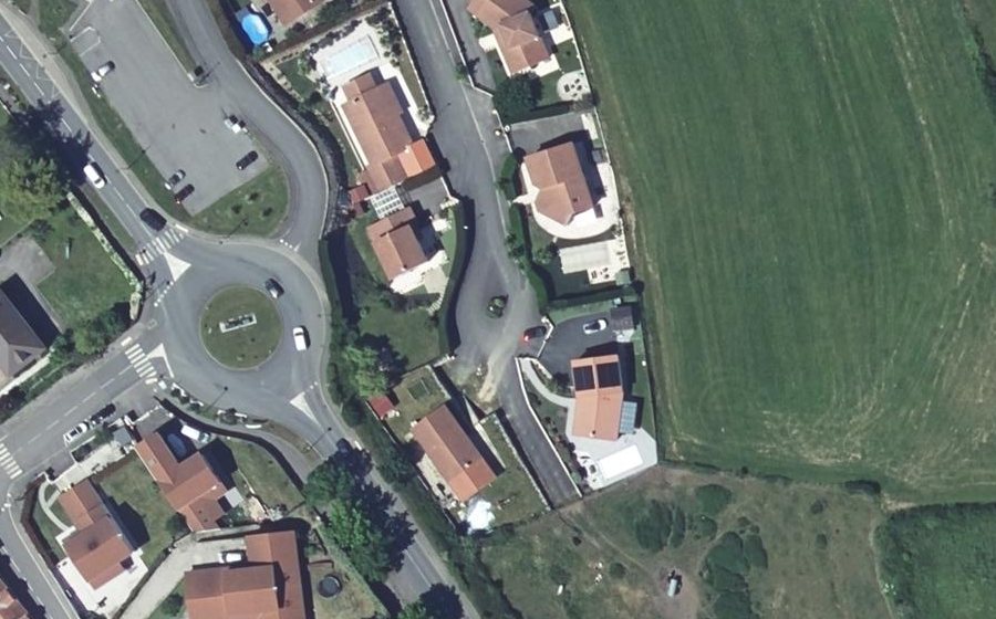 Vue aérienne du Mini-giratoire n°1369250105