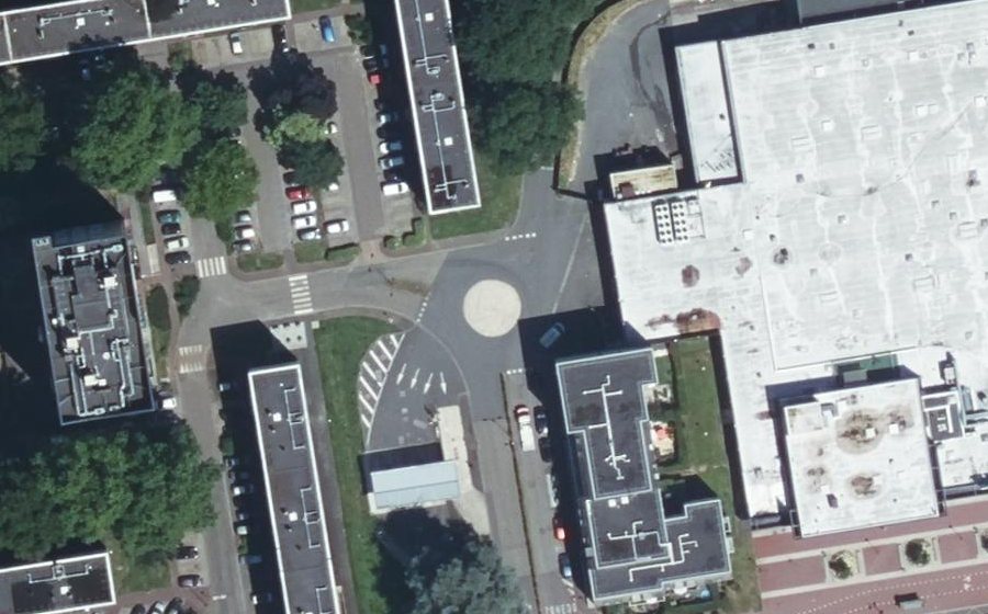 Vue aérienne du Mini-giratoire n°1377513108