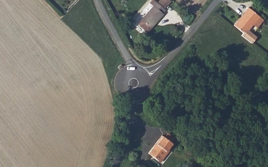 Vue aérienne du Mini-giratoire n°1382269241
