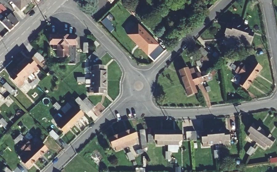 Vue aérienne du Mini-giratoire n°1384331098