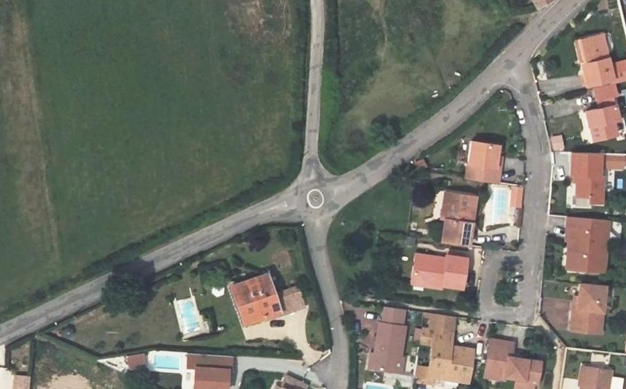 Vue aérienne du Mini-giratoire n°1388448471