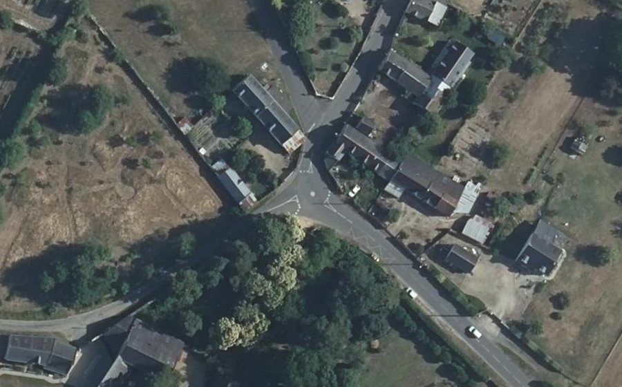 Vue aérienne du Mini-giratoire n°1392834379