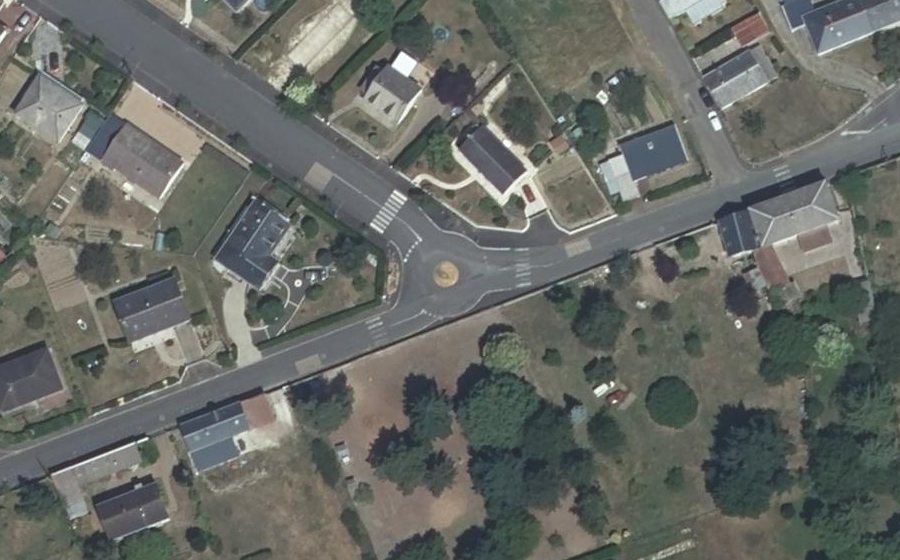 Vue aérienne du Mini-giratoire n°1393365469
