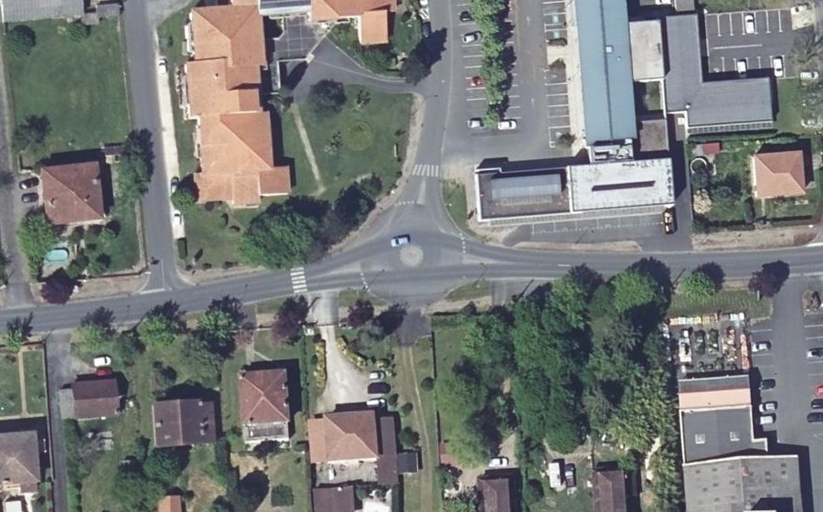 Vue aérienne du Mini-giratoire n°1395153795