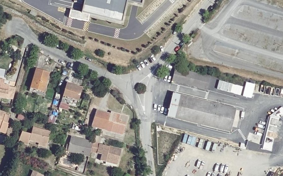 Vue aérienne du Mini-giratoire n°1398816272