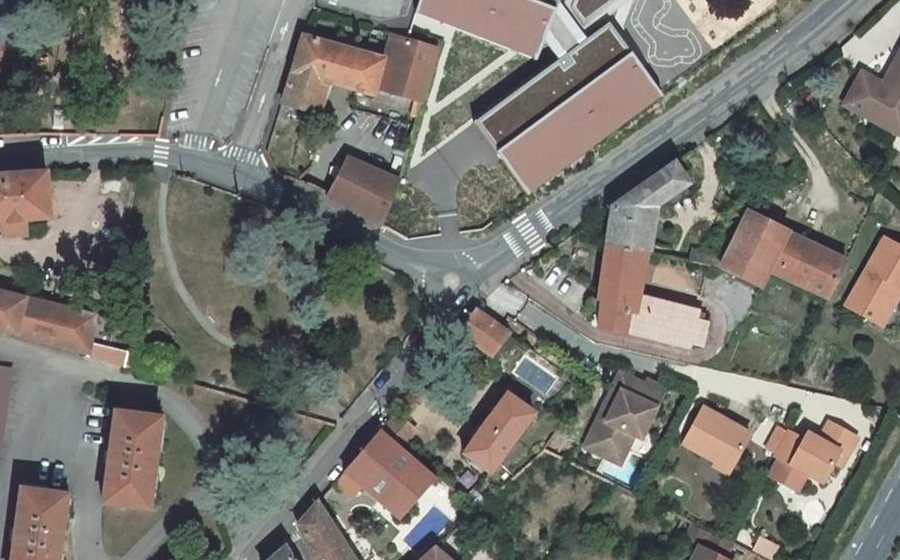Vue aérienne du Mini-giratoire n°1399046099