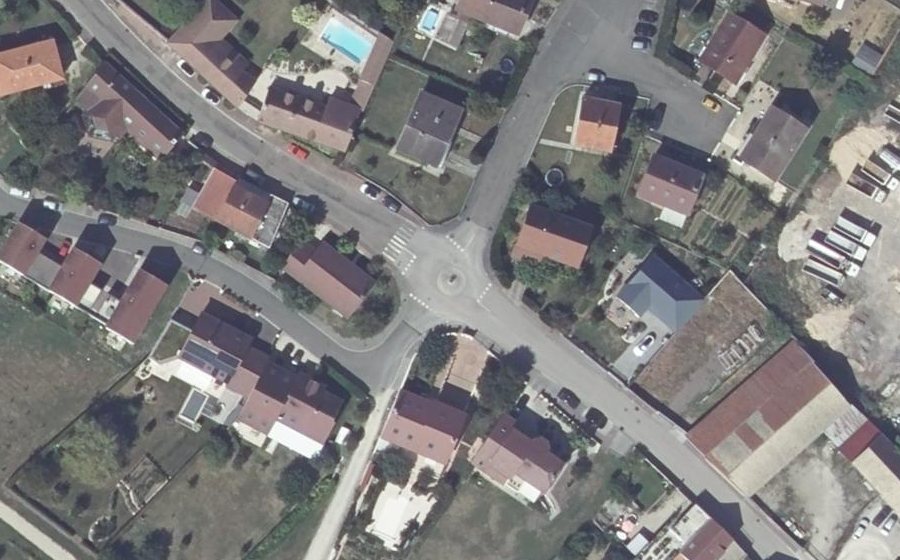 Vue aérienne du Mini-giratoire n°1404782870