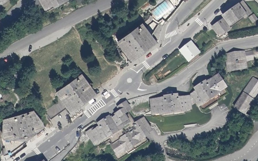 Vue aérienne du Mini-giratoire n°1406865067