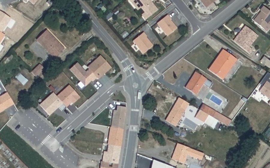 Vue aérienne du Mini-giratoire n°1416121202