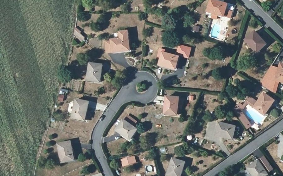 Vue aérienne du Rond-point anonyme n°1014380537