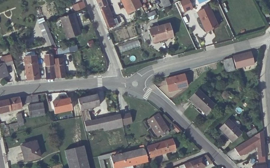 Vue aérienne du Mini-giratoire n°1475268968